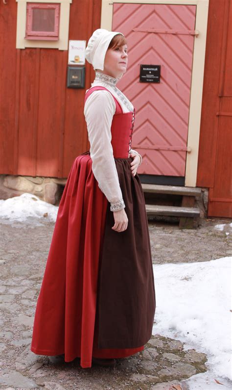 16th century english peasant clothing.